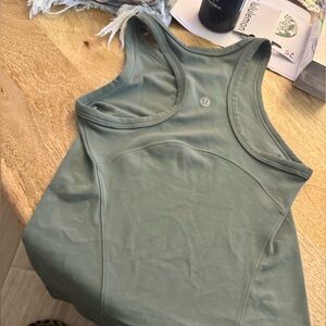 Lululemon Razorback Tank